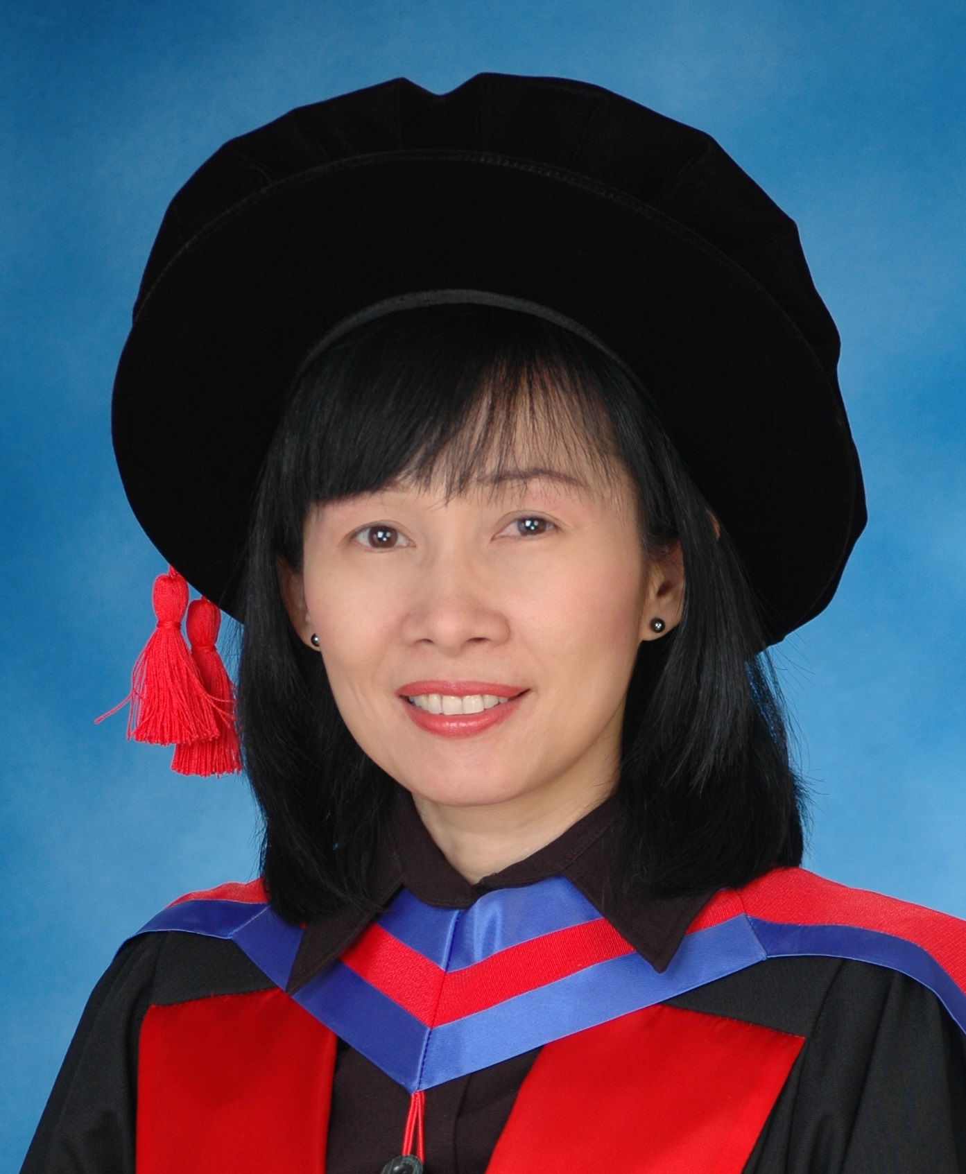 รองศาสตราจารย์ ดร.อารี ชีวเกษมสุข (ผู้รับผิดชอบและวิทยากรหลัก)